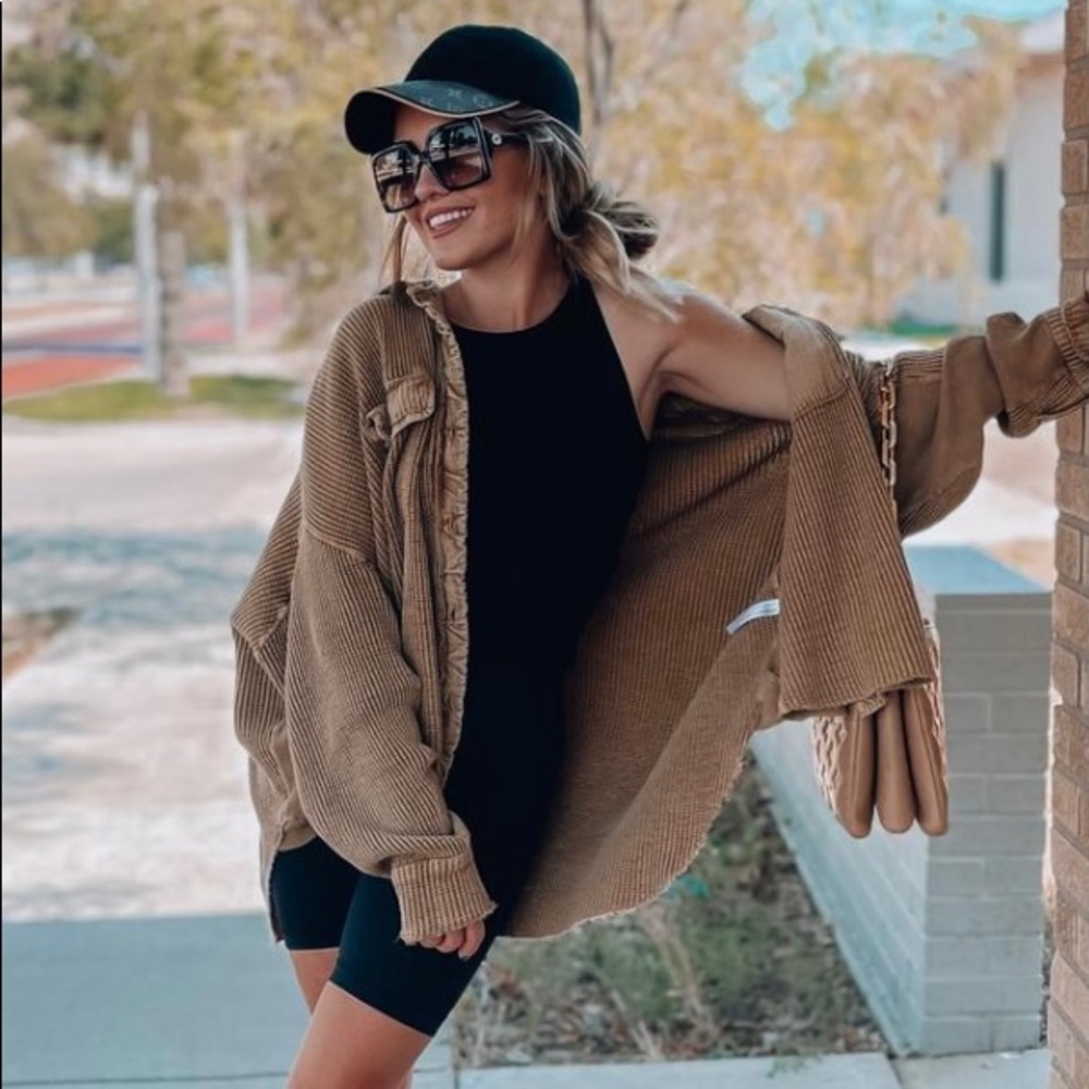 ISO BROWN FREE PEOPLE JACKET!! *NOT SELLING!!!!*